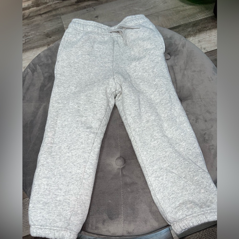 Gap Boys 3T Fully Fleece Lined Sweatpants Gray.